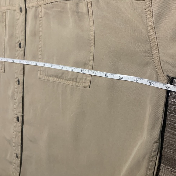 Risen NWT Tan Jean Jacket with Collared Neckline and Long Sleeves Size Large - Picture 11 of 16